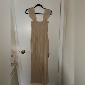 Textured jumpsuit new with tags!